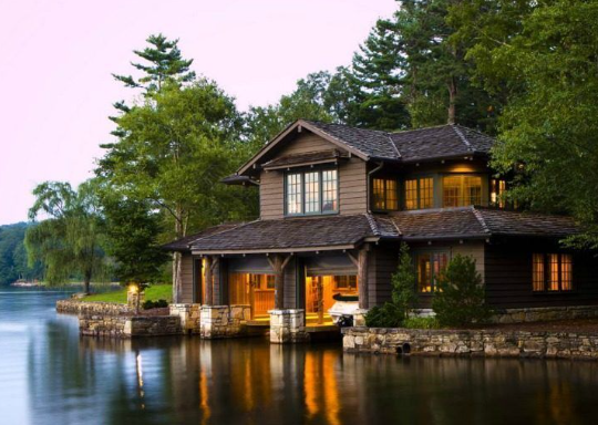 Why a Lake House for Sale May Fit Your Lifestyle